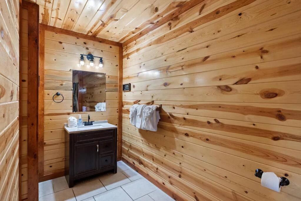 Heated Pool Hot Tub Game Room Mountain Views เซอเวียร์วีล ภายนอก รูปภาพ
